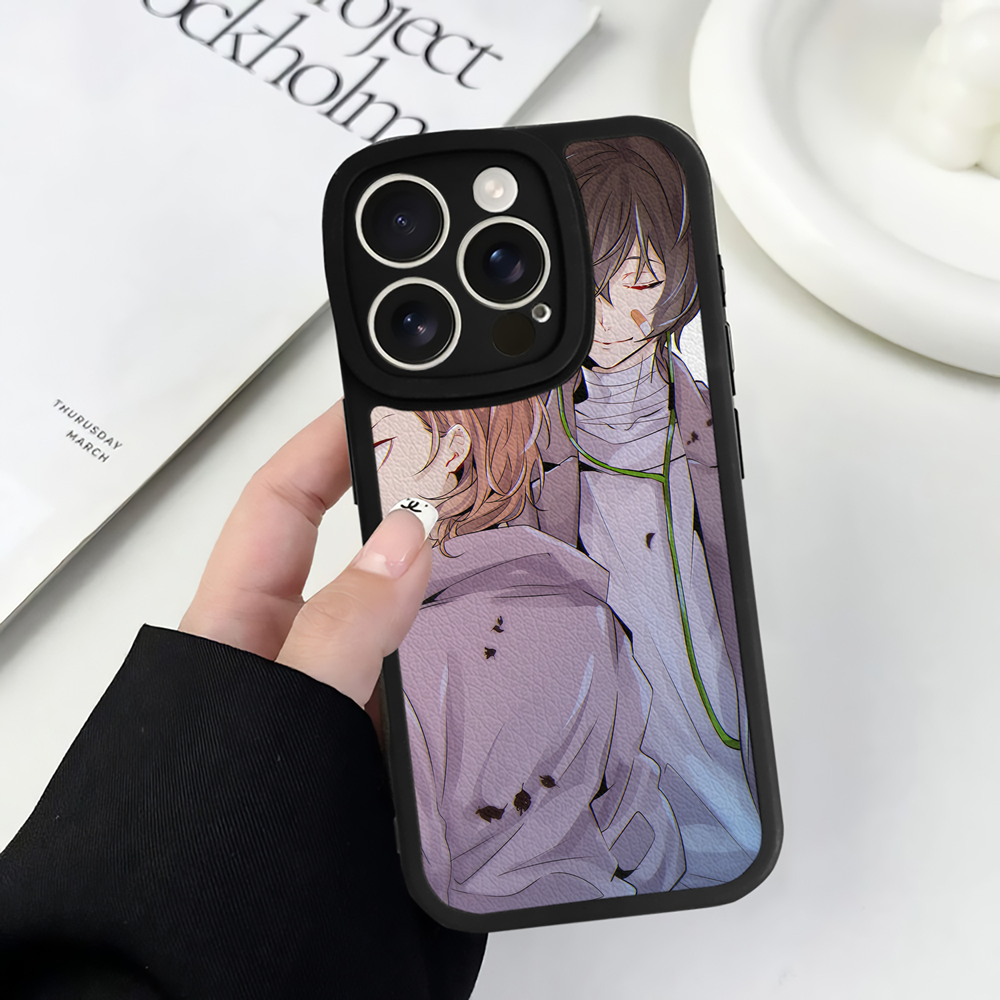 （画像用） 文豪ストレイドッグス Bungo Stray Dogs 【iPhone 16シリーズ対応】シリコンスマホケース（レザー調） 材質：シリコン
